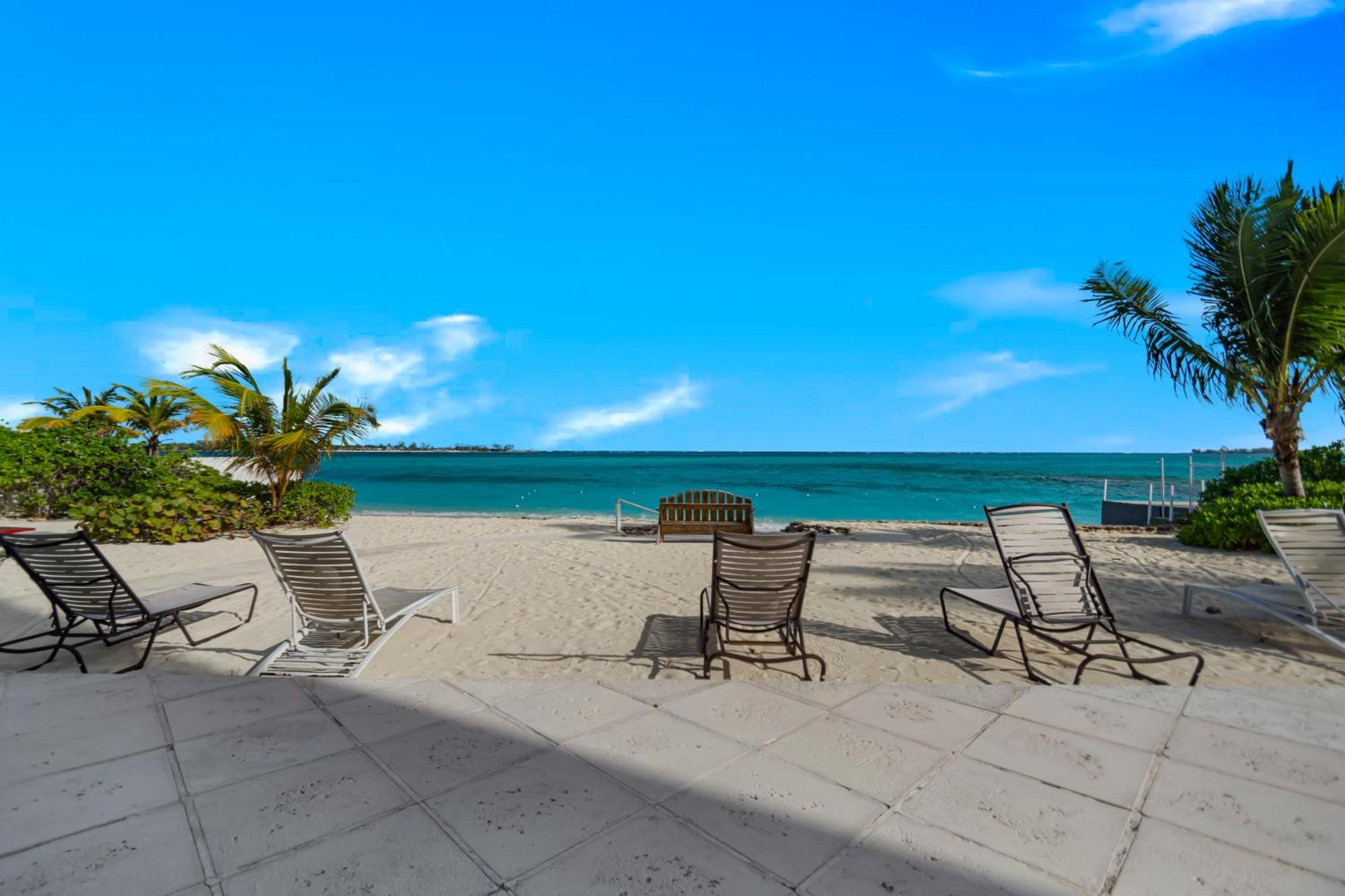 Sunshine Hideway * Nassau