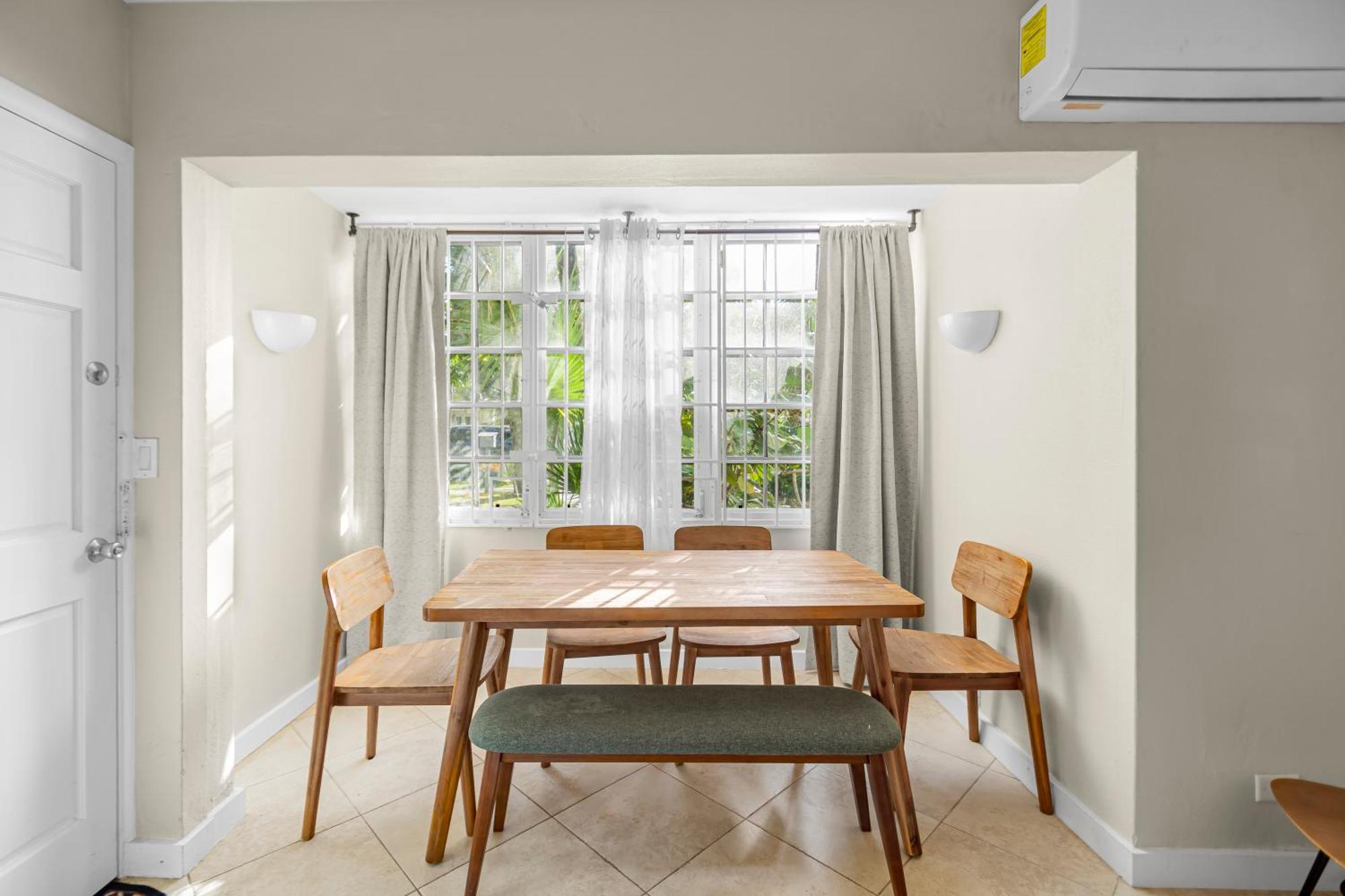 Sunshine Hideway Apartamento *